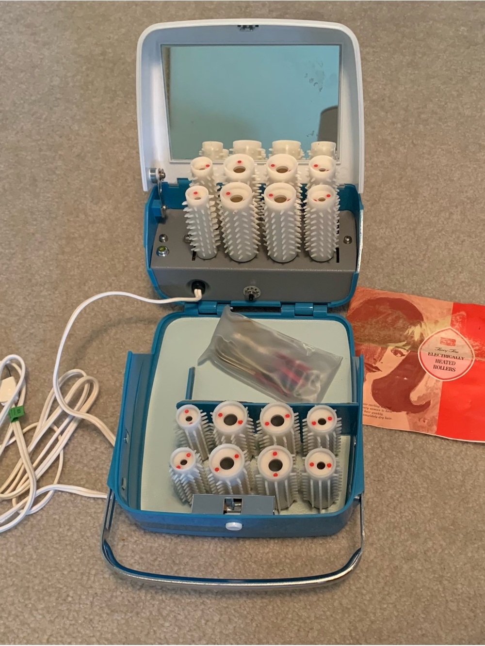 Vintage Sears “Fancy Free” Electrically Heated Hair Rollers Set Blue Travel Case